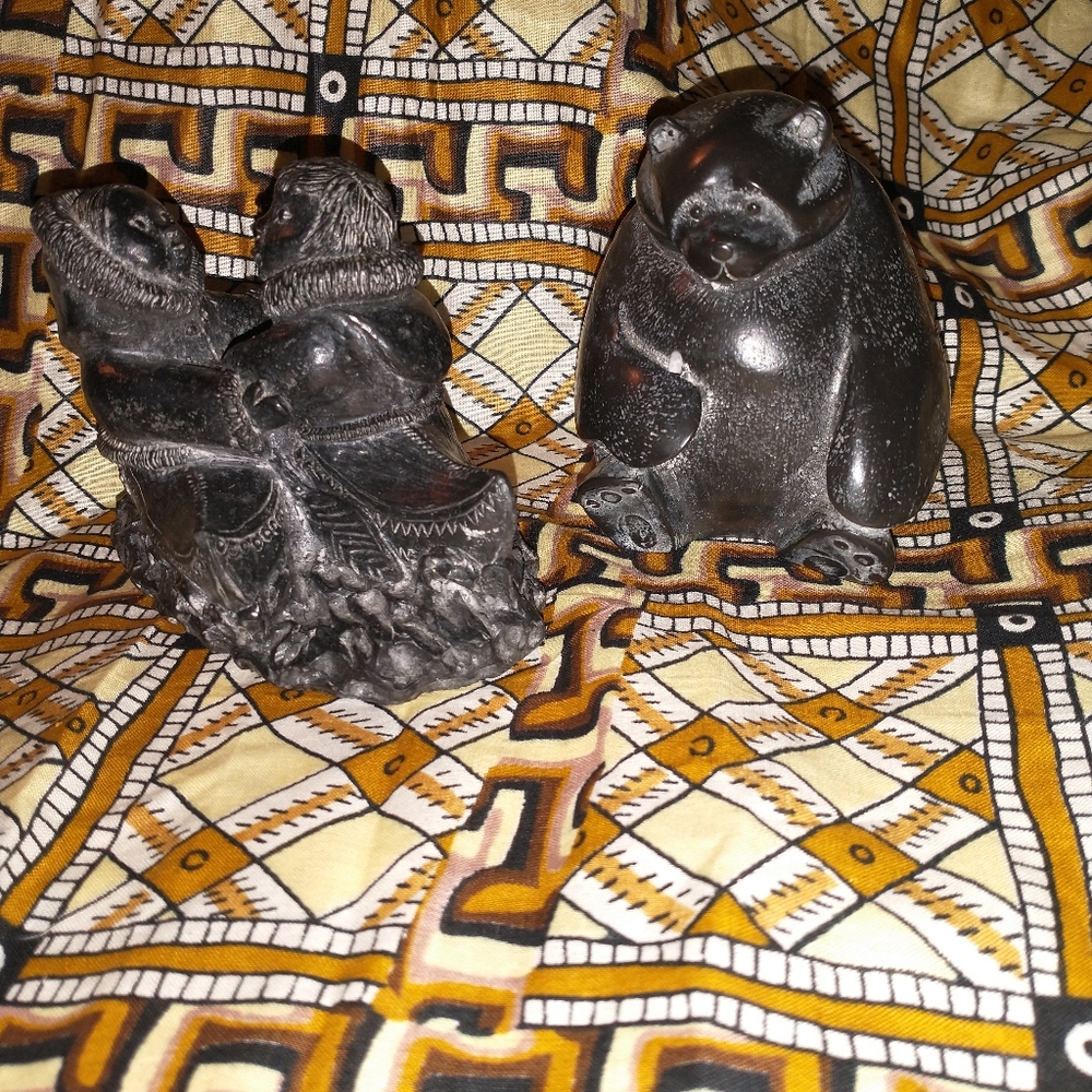 2 SCULPTURES OF CARVED SOAPSTONE